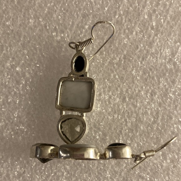 NWOT - Mexican Silver Pendant and French Hook Dangle Earrings* - Picture 7 of 7